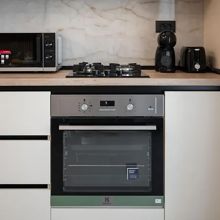 Adda Sea In Odyssey & Pool Mamaia